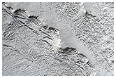 Слои в кратере Фламмариона