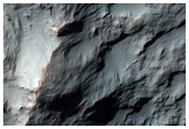 Central Uplift of 35-Kilometer Diameter Crater in Terra Sirenum