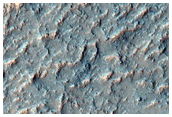 Narrow Ridges in Huygens Crater