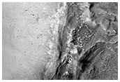 Canali e ventagli in Cratere Savich