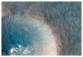 Fresh Impact with Many Secondary Craters in Acidalia Planitia