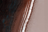 Active Frost Avalanches on Fractured Steep Scarp

