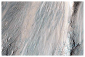 Small Gullies in Juventae Chasma
