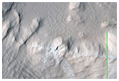 Slope and Wind Streaks on Southeast Flank of Olympus Mons
