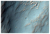 Central Uplift of 35-Kilometer Crater in Terra Sirenum
