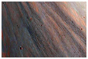 East Coprates Chasma Massif Slopes
