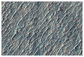 Geologic Contact between Light and Dark Materials in Eridania Region
