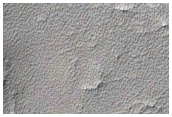 Στρωσιγενή πετρώματα στο νότιο άκρο του Λαβύρινθου της Νύκτας (Noctis Labyrinthus)