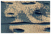 Дюны в каньоне Chasma Boreale