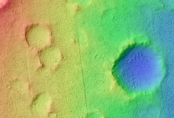 Contributory Channels Over Syrtis Major Lava Flows