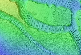 Fractured Ground in Aram Chaos