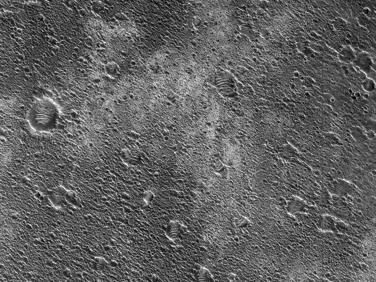 Altipl al marge dun canal a Chryse Planitia