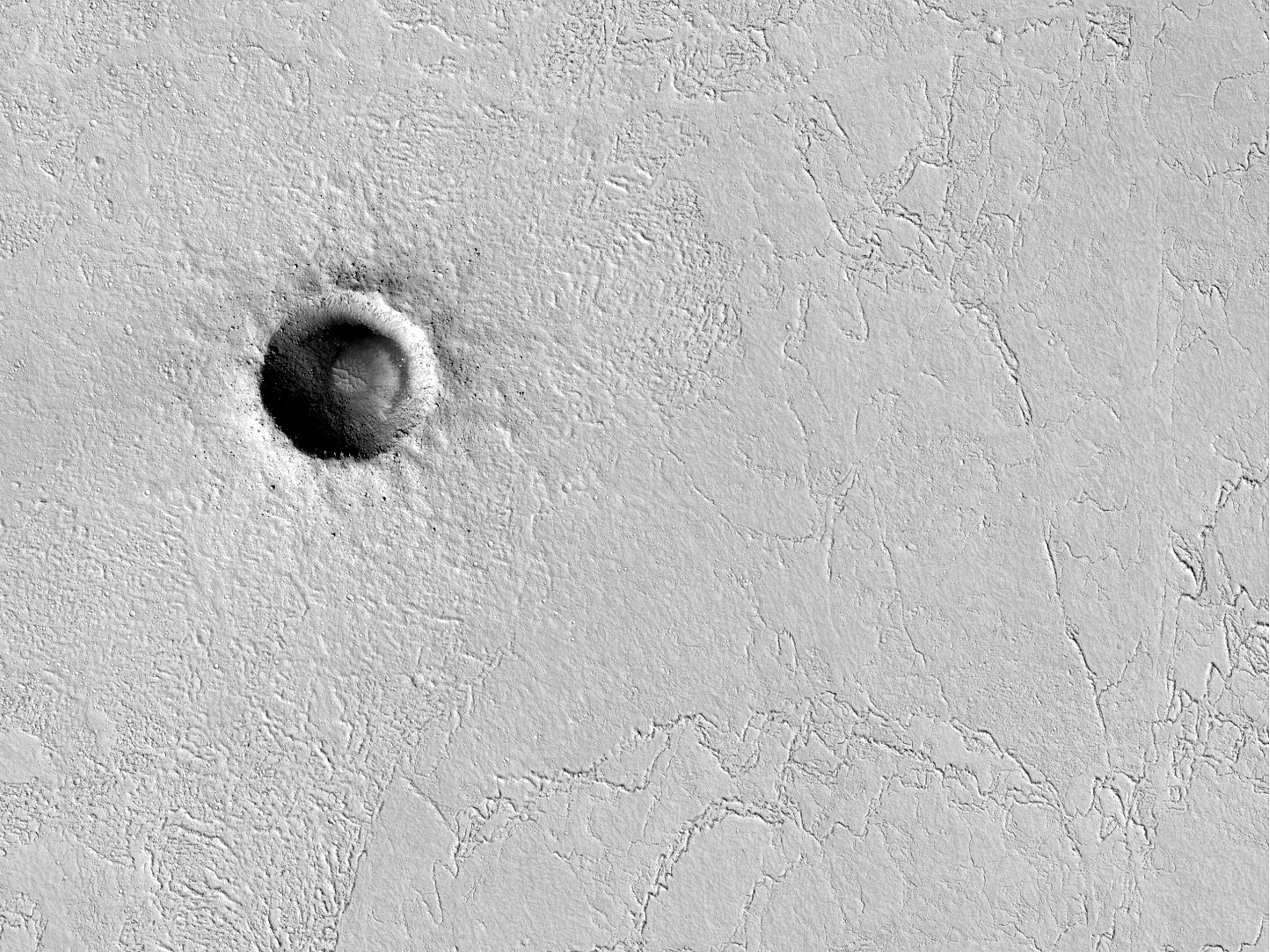 Un piccolo cratere da impatto in Cerberus Palus