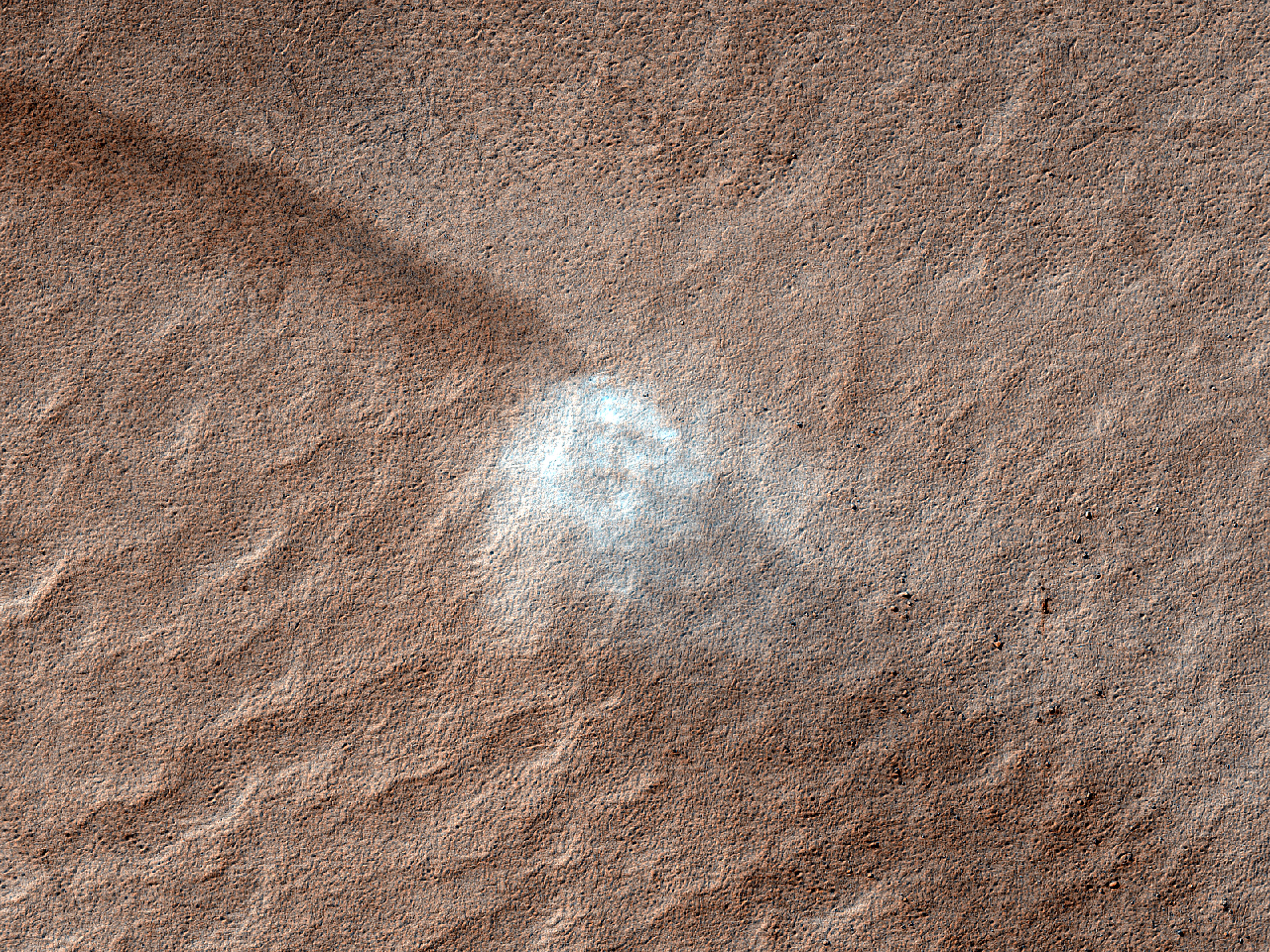 Remolinos en Marte! Un vrtice en espiral