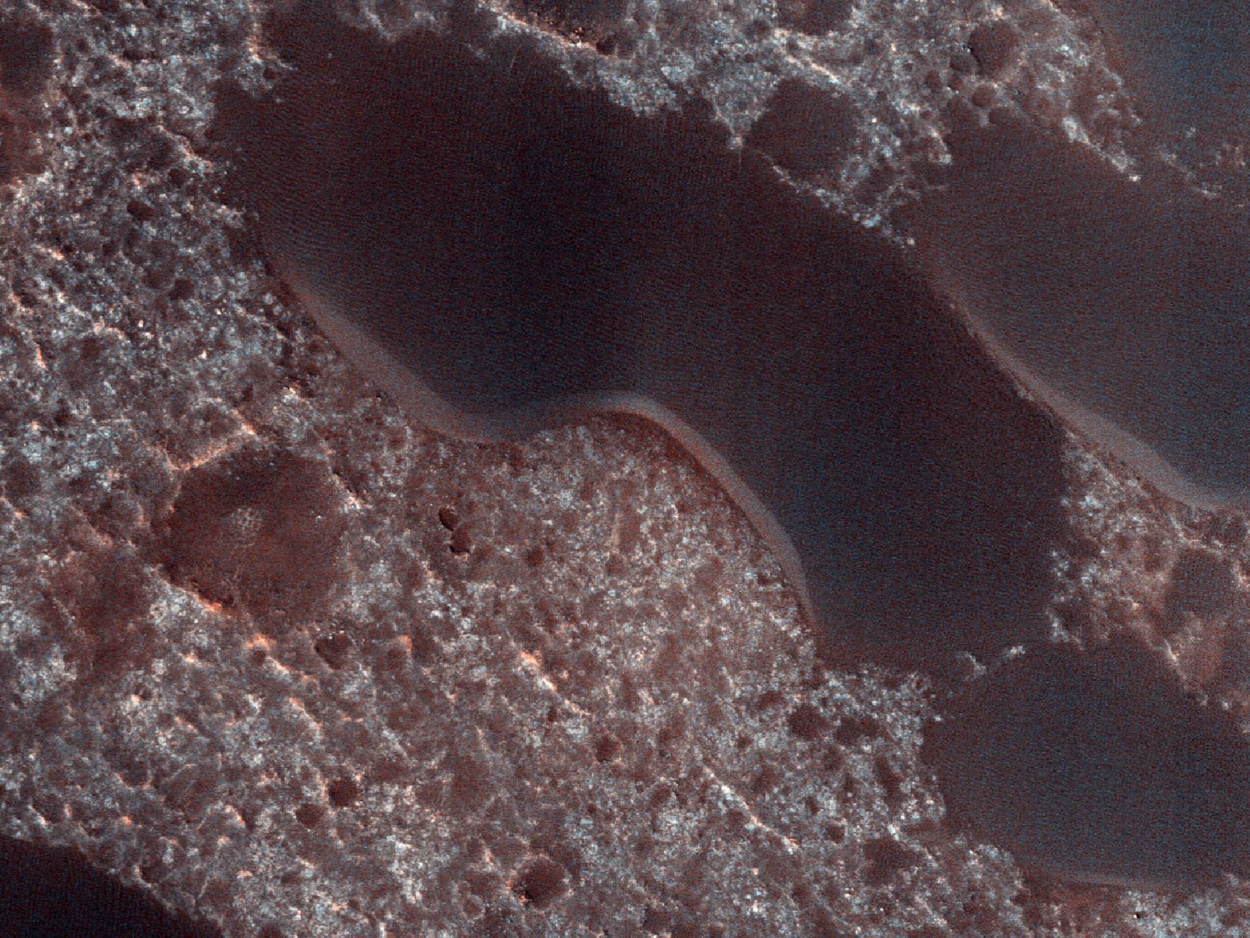 Θίνες στην Δυτική Χώρα της Αραβίας (Arabia Terra)