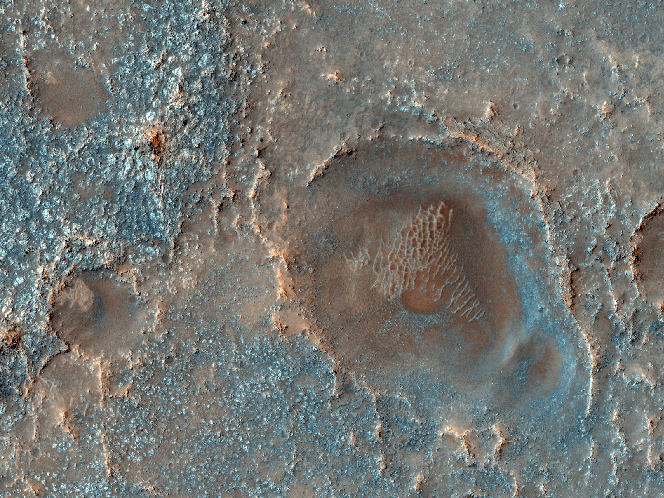 Onderzoek in de Antoniadi Crater 