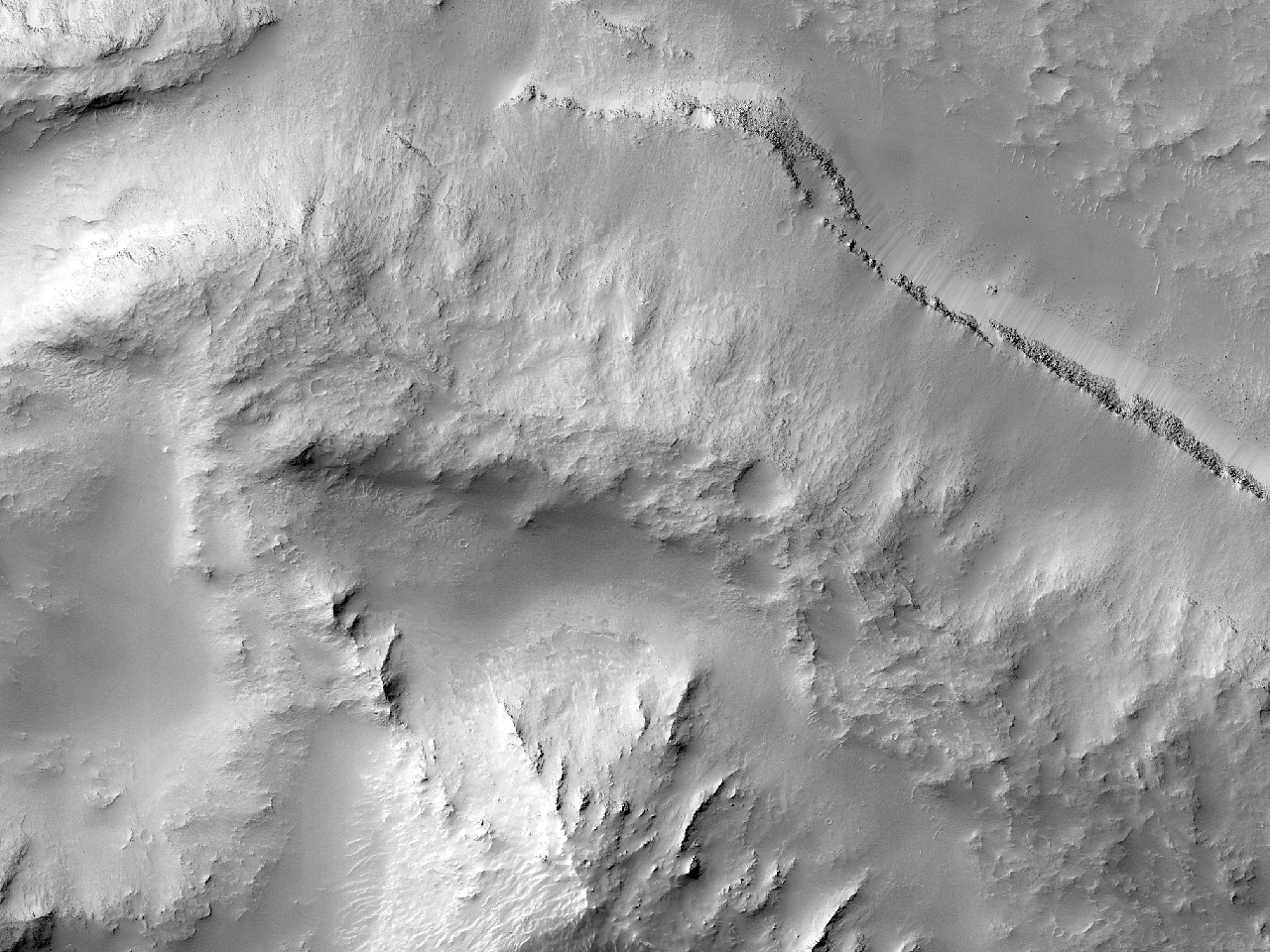 Monte em camadas em Valles Marineris