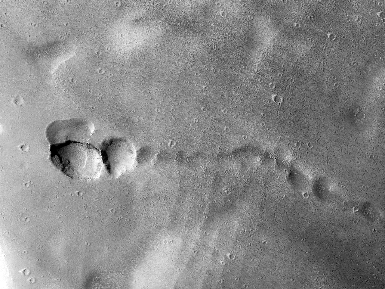 הצד המערבי של אולימפוס מונס (Olympus Mons)