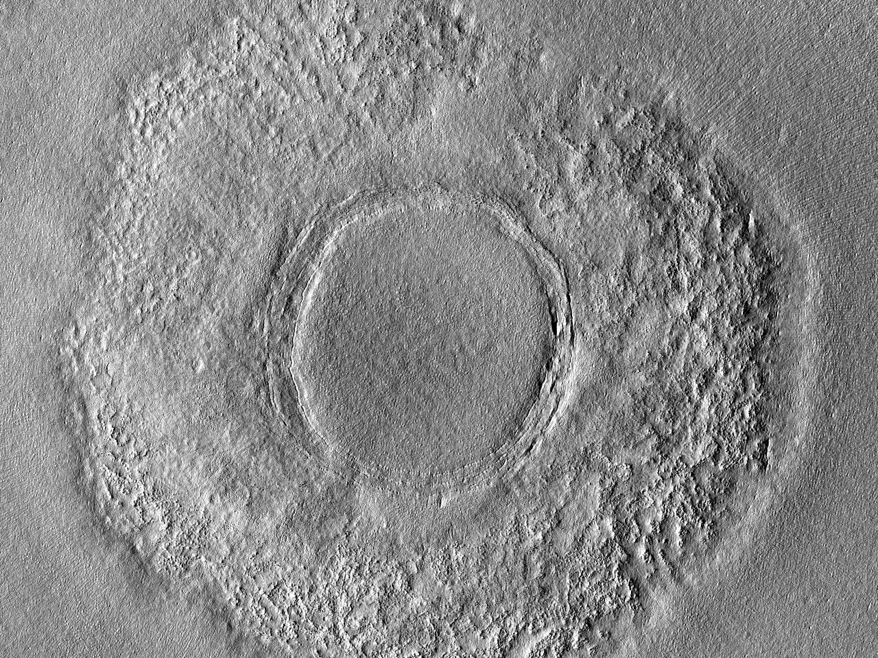 ساختار گرد در «ارکادیا پلانیتیا شمالی» (Arcadia Planitia)