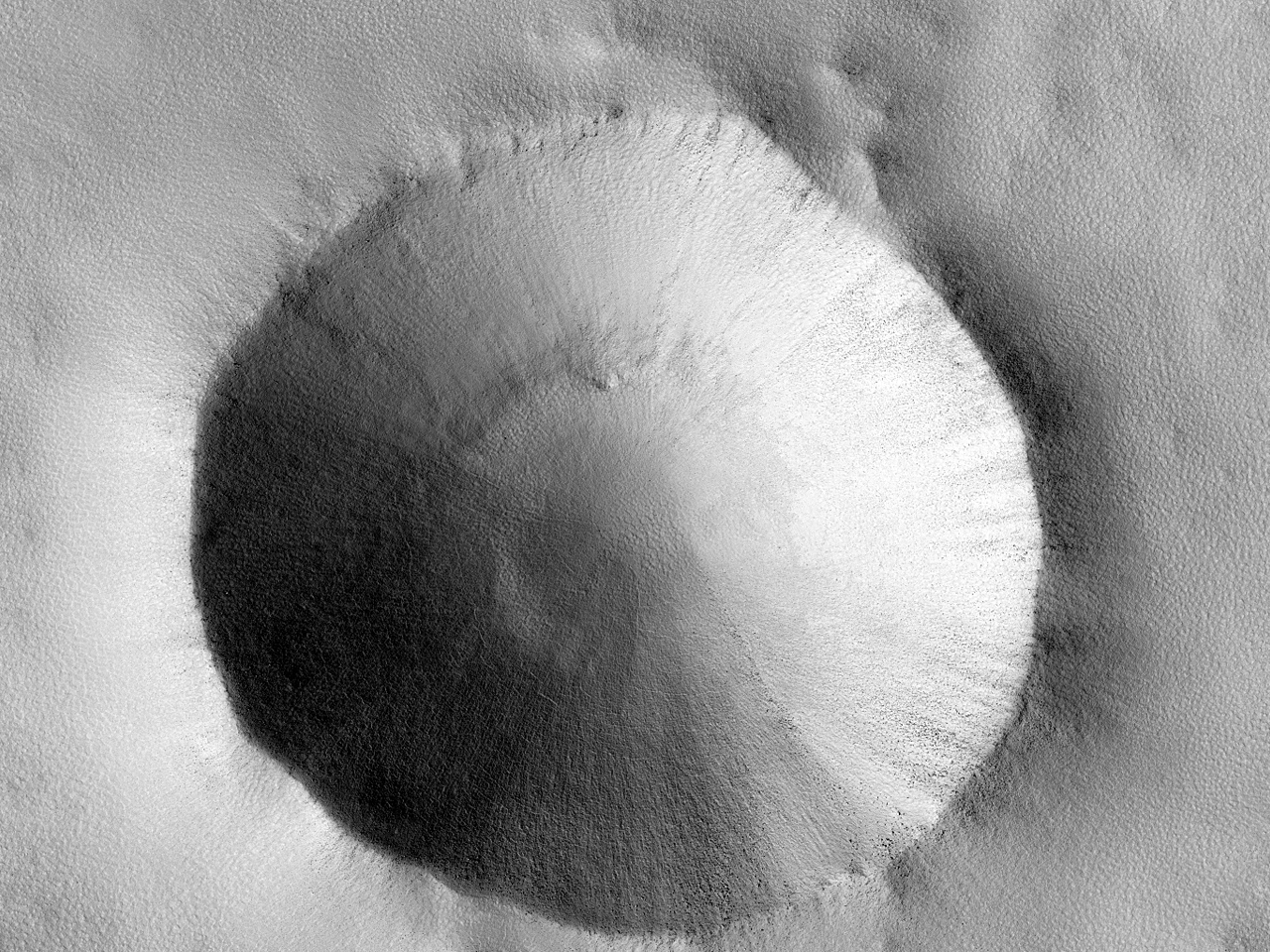 Krater p nordlig breddgrad