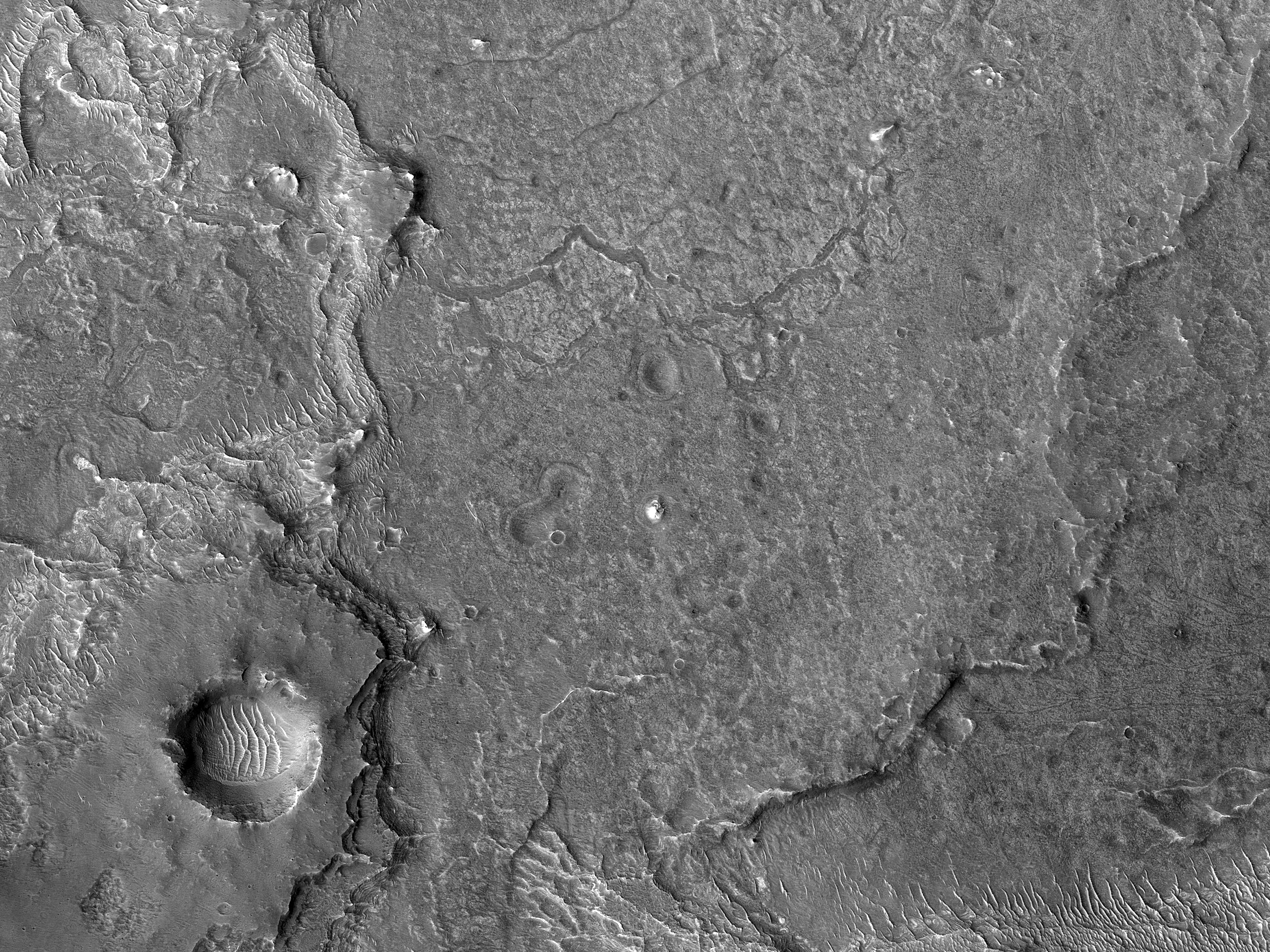 Sinuous Ridges near Juventae Chasma