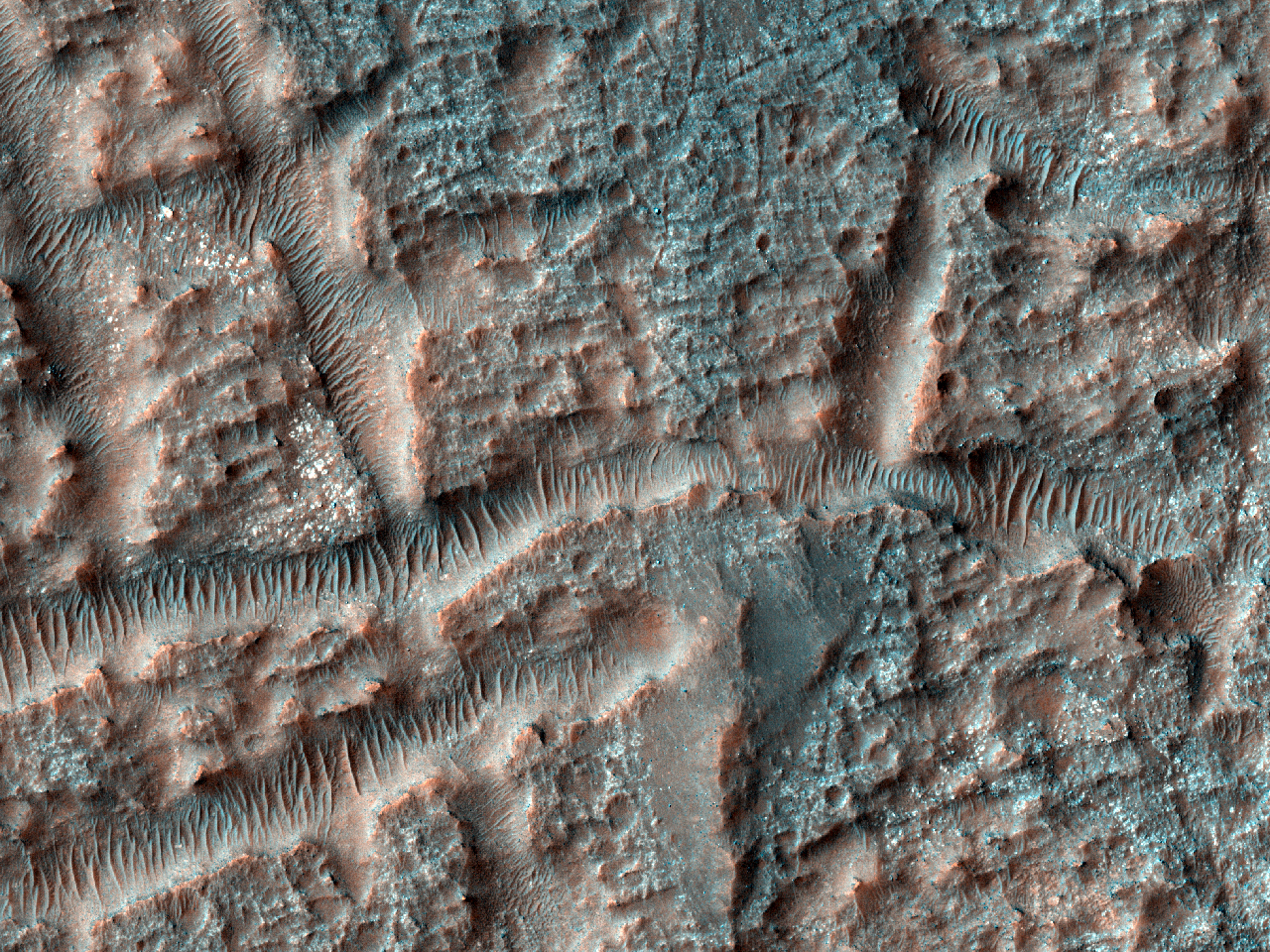 Depsitos sedimentarios en el fondo de crter Baum