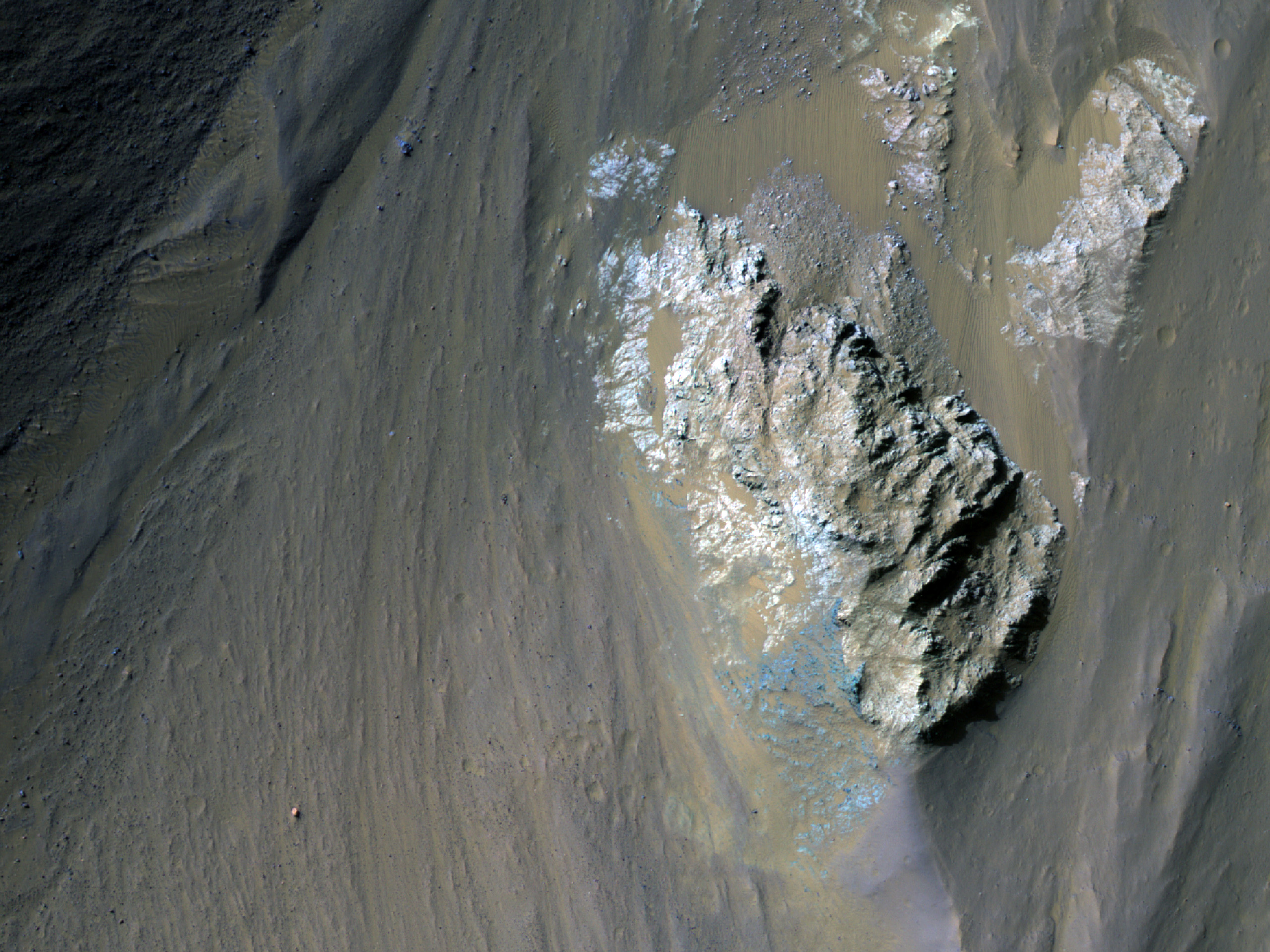 Light-Toned Material in Eastern Nectaris Montes
