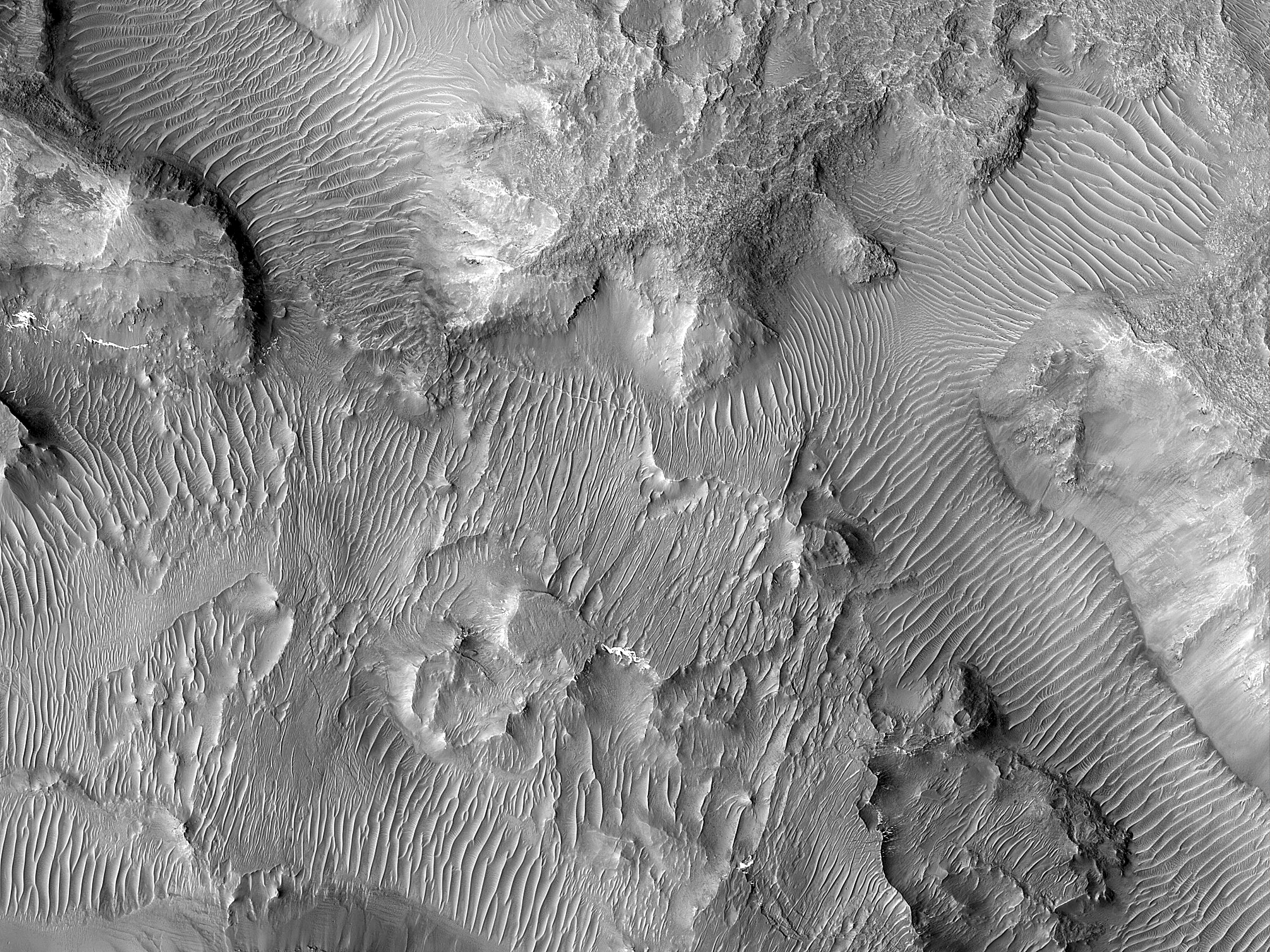 Bedrock Exposures in Nirgal Vallis 