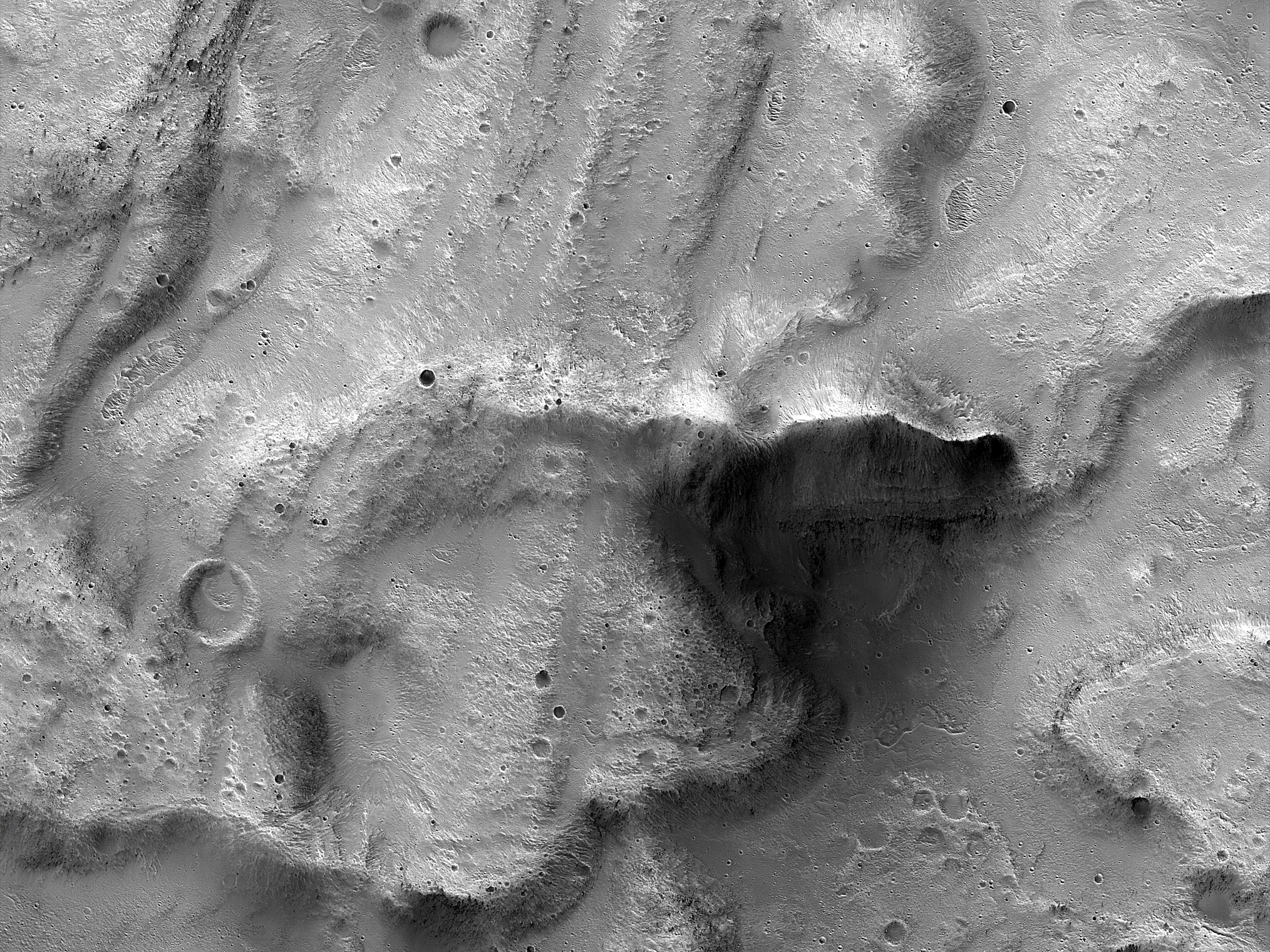 Landslides in Orson Welles Crater