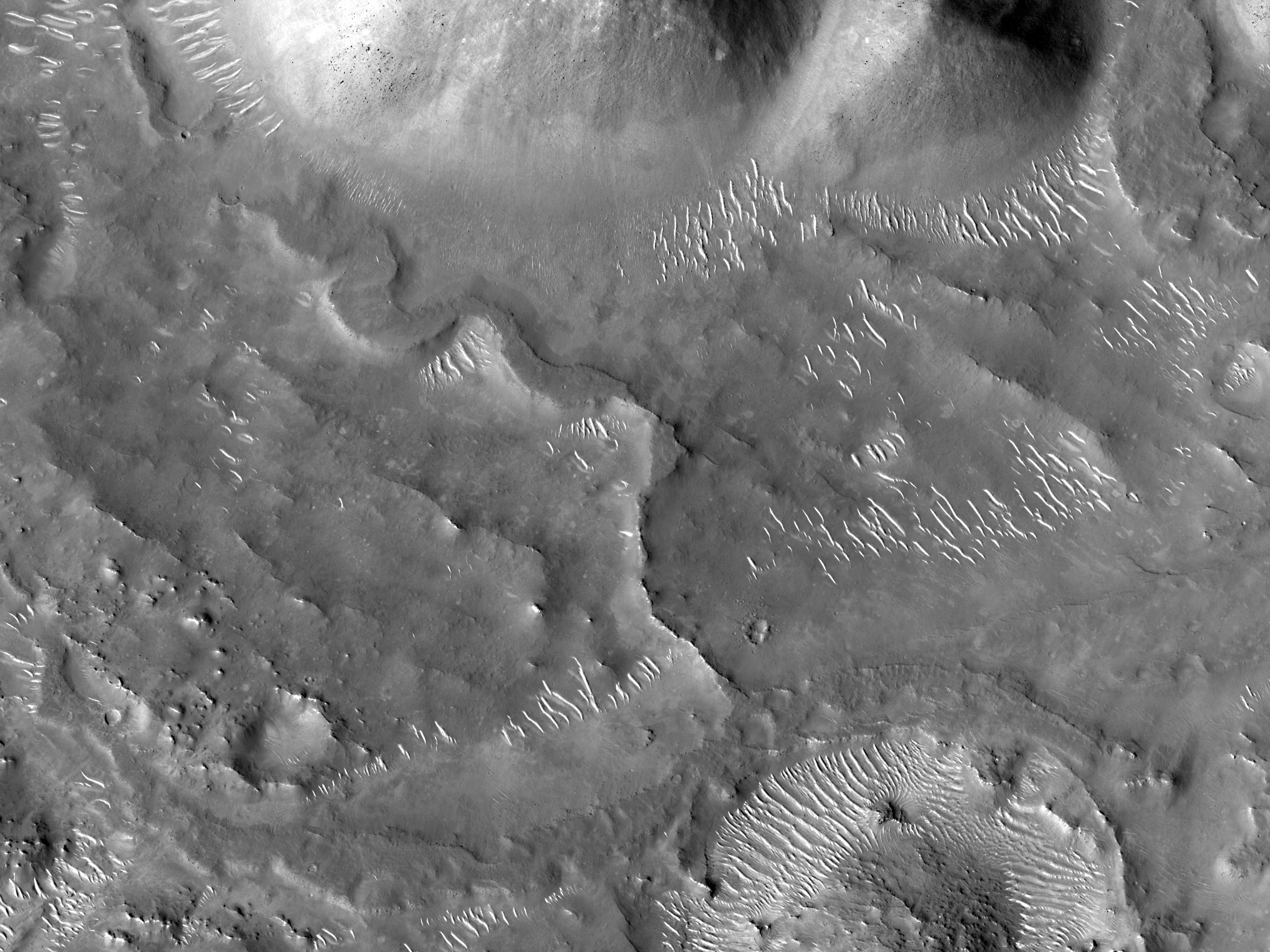 Curved Ridge in Arena Colles