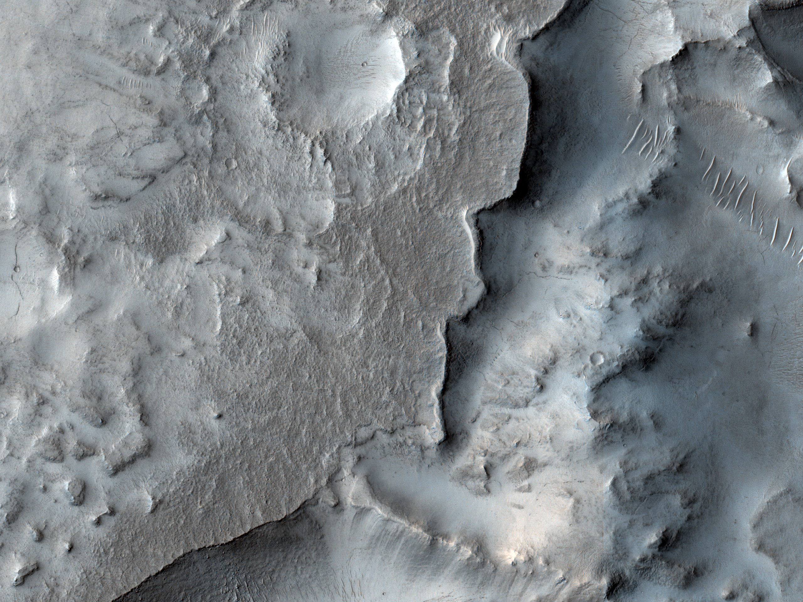 Ridges in Northern Terra Sabaea