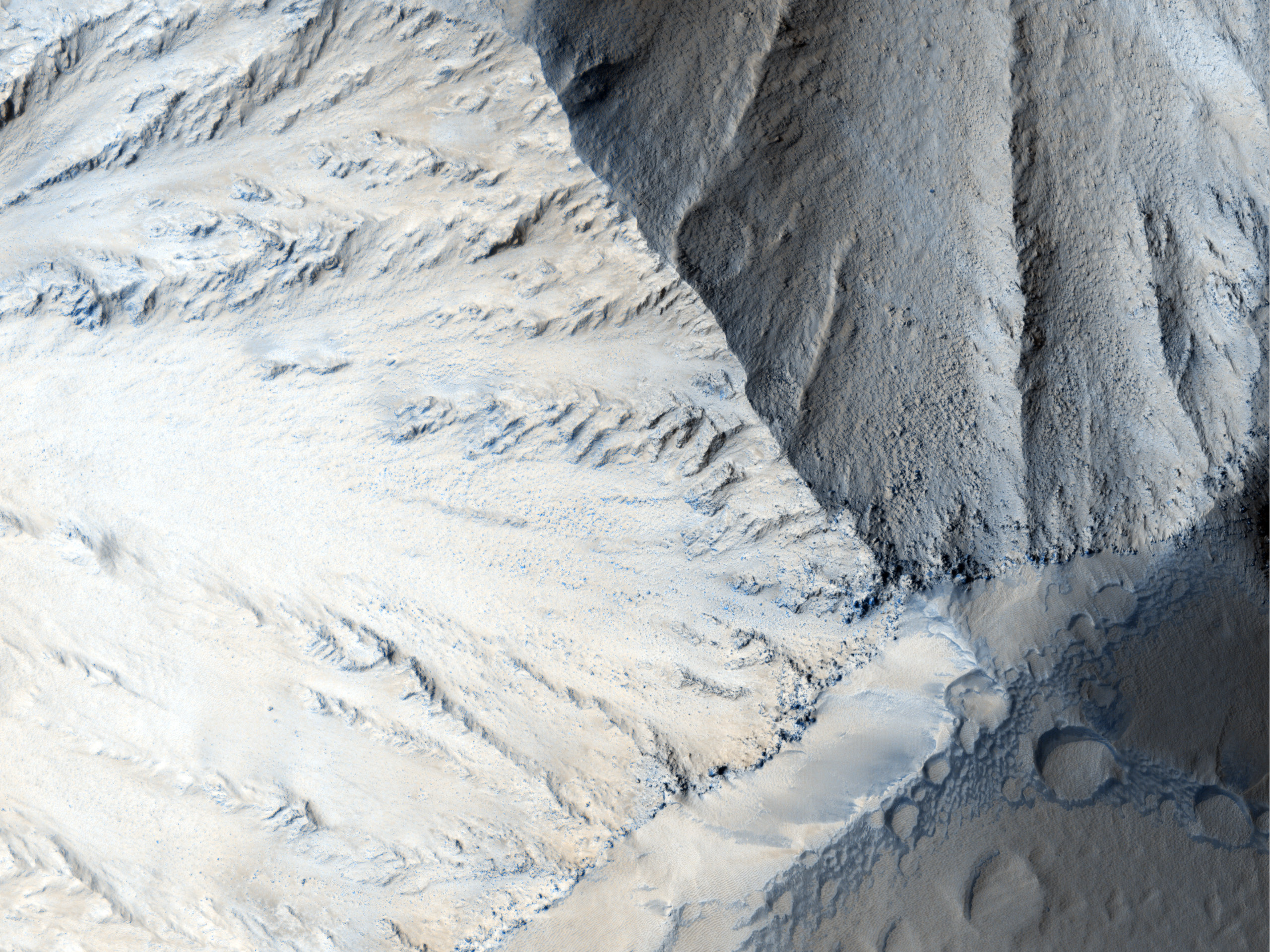Layers in a Scarp on Olympus Mons