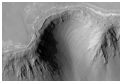 Contact Between Layering in Plains and Wallrock Near Ius Chasma 