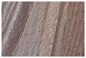 Basal Exposure of South Polar Layered Deposits