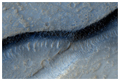 Extension of Sirenum Fossae Graben