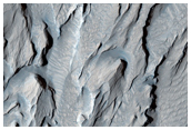 Light-Toned Deposit in Tithonium Chasma