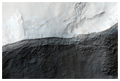 Possible Olivine in Terra Sirenum