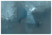 Chaotic Terrain in Eos Chasma