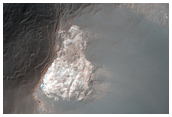 Sirenum Fossae Intersecting Crater Wall
