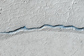 Crter relleno de lava en Elysium Planitia