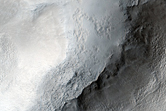 Ejecta Flow around Obstacle in West Utopia Planitia
