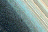 Streaks on Exposure of North Polar Layered Deposits