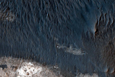 Light-Toned Layering in Ius Chasma