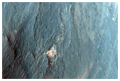 Contact between Wallrock and Light-Toned Rocks in Ophir Chasma