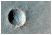 Un piccolo cratere da impatto di recente formazione