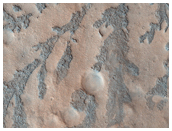 Ramificazioni sul fondo del Cratere Antoniadi