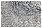 Layered Margin of Mantle Material in Crater