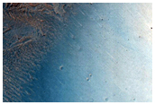 Light-Toned Outcrops and Unusual Ridges in Eastern Noctis Labyrinthus