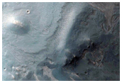 Light-Toned Outcrops in Noctis Labyrinthus