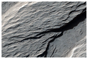 Layered Terrain in Zephyria Planum
